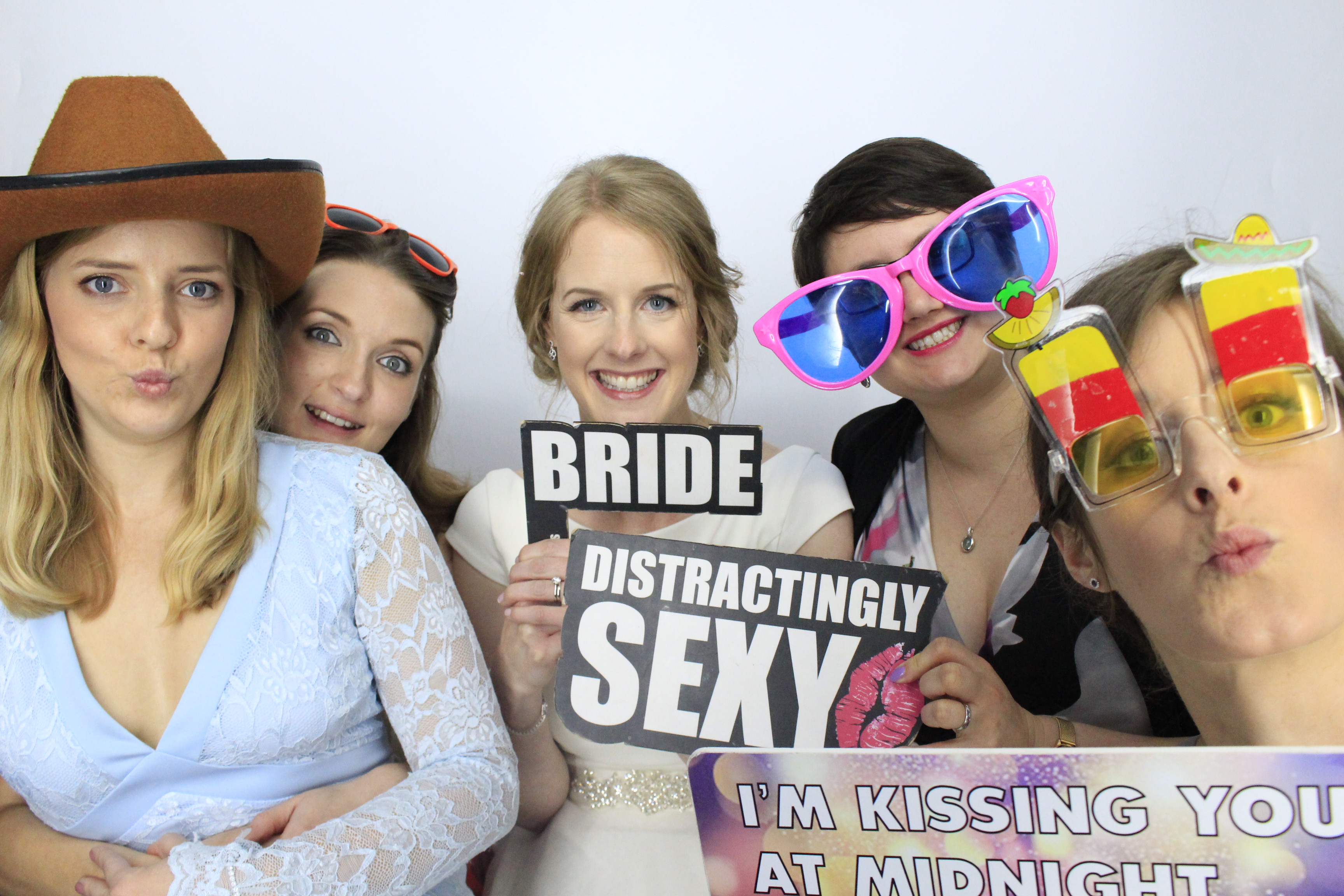 Andy and Emma's Wedding | View more photos from the event at gallery.myphotoboothexperience.co.uk/u/MyPhotoBoothExperienceLtd/Andy-and-Emmas-Wedding
